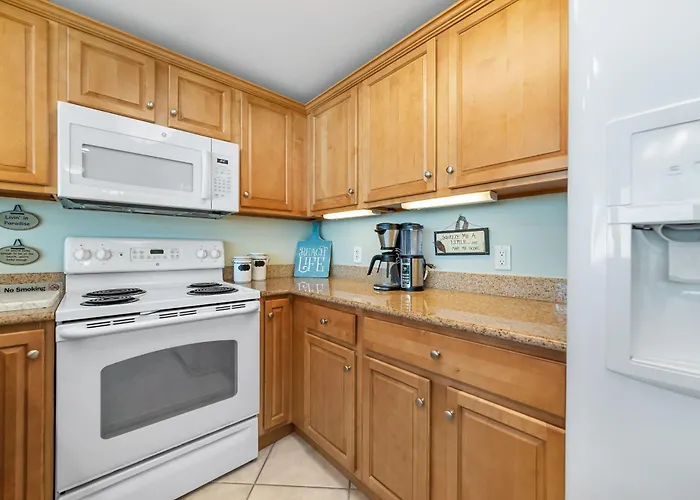 Sanibel Unit 402 Holiday home Gulf Shores